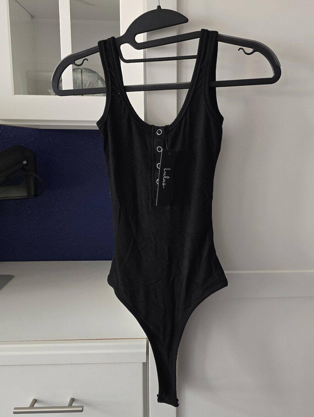 Lulus Black Ribbed Snap Front Bodysuit Size XS NWT